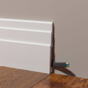 Плинтус Decor-Dizain DD705