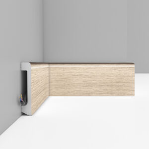 Плинтус Decomaster D235-72/20ДМ(80*17*2400 мм)