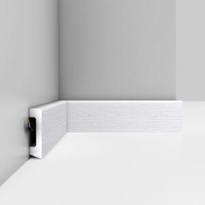 Плинтус Decomaster D234-70ДМ (58*16*2400 мм)