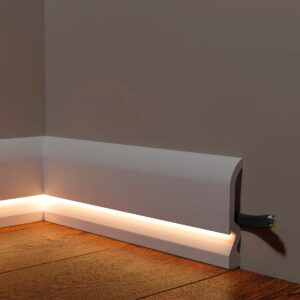 Плинтус Decor-Dizain DD700